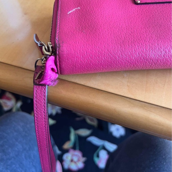 Kate Spade Wallet - Picture 5 of 6